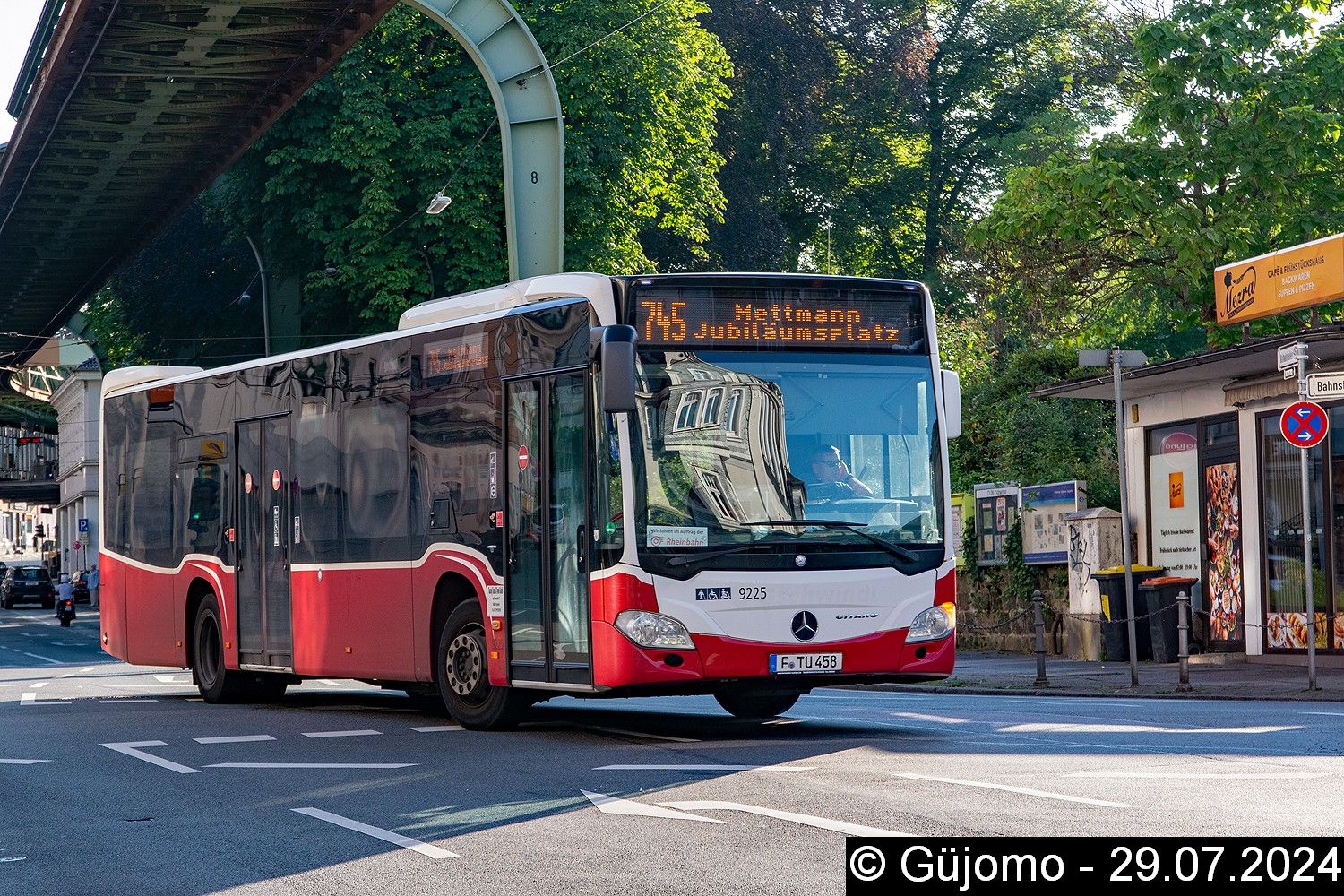 240729-025